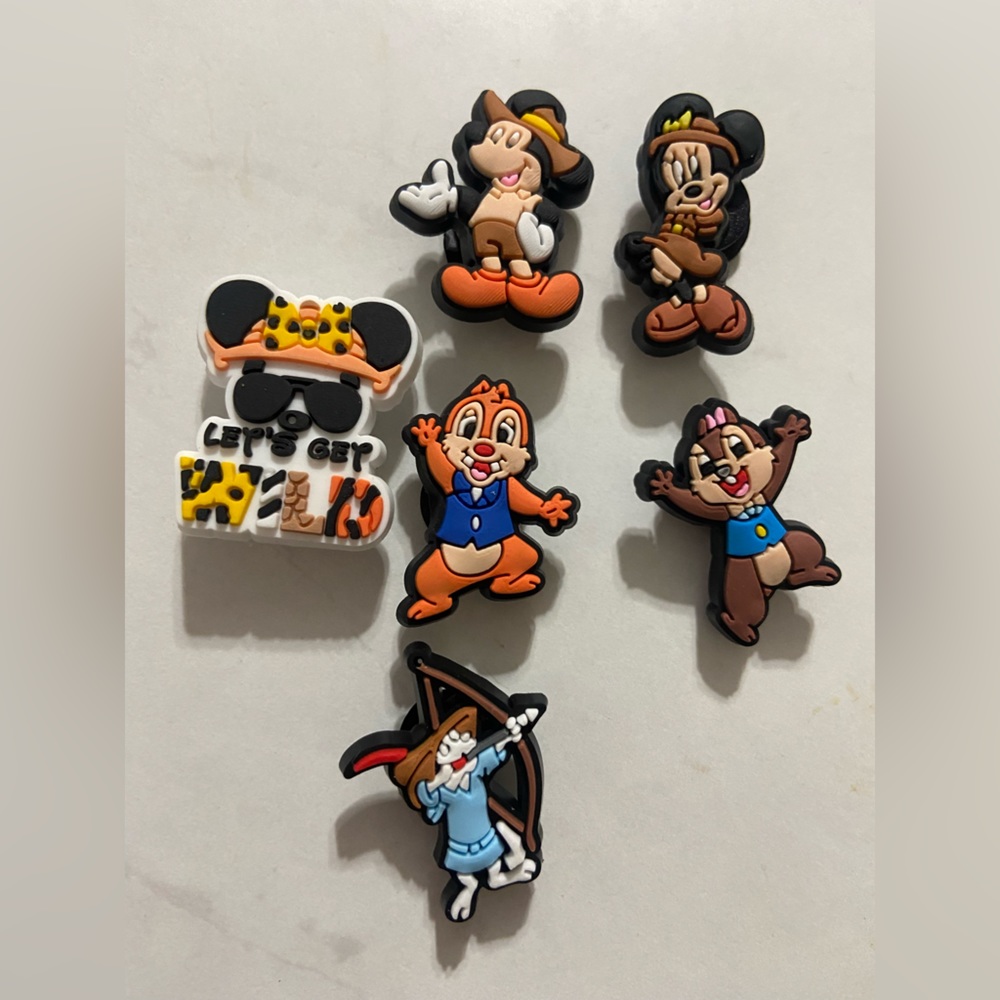 Croc charms